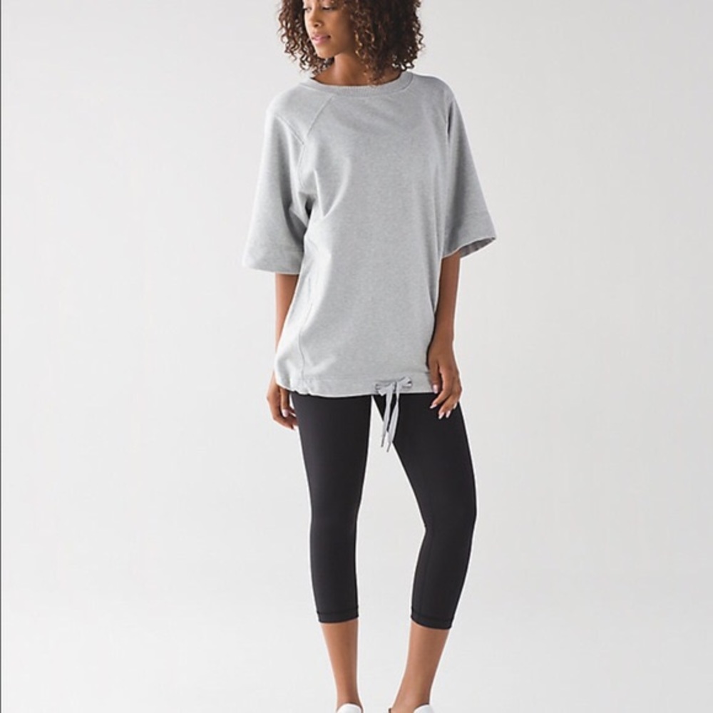 lululemon - NWOT split short sleeve tunic - 6